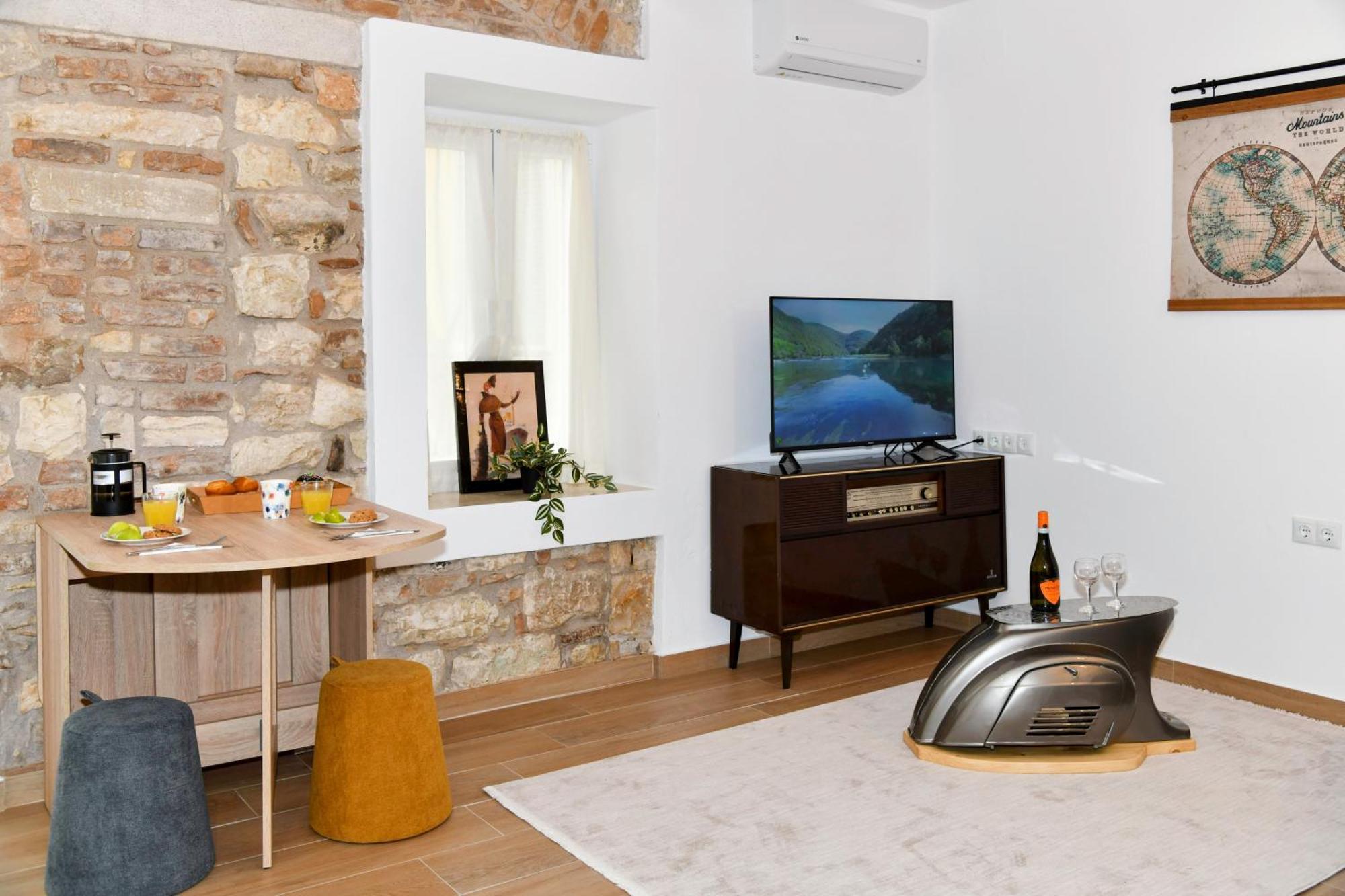 לפקימי Captain Theo'S Modern Apartment Maria מראה חיצוני תמונה